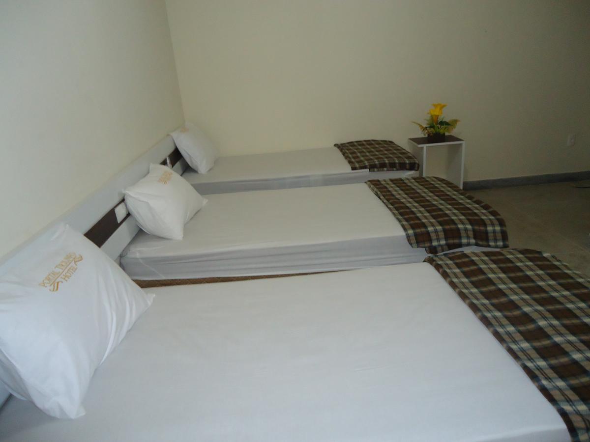 Portal Hotel *